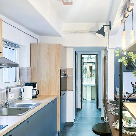 Urban Nest - M&n 布加勒斯特