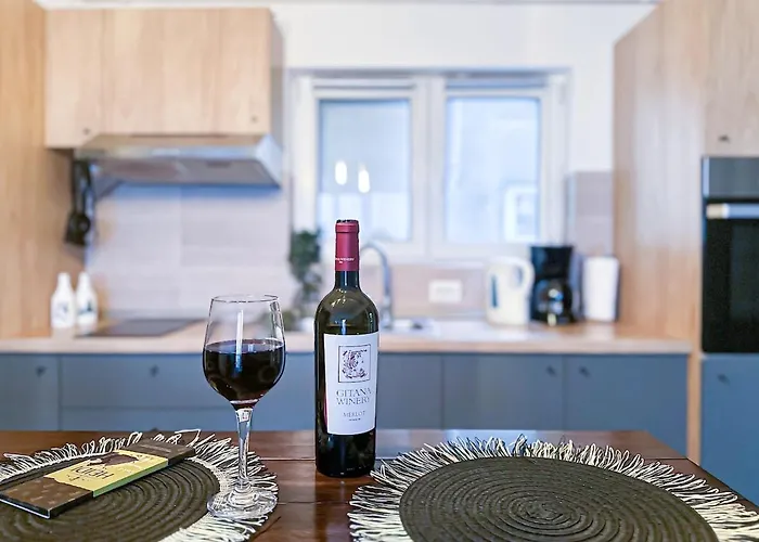 Urban Nest - M&n Apartman