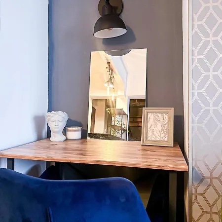 Urban Nest - M&n * Bukarest