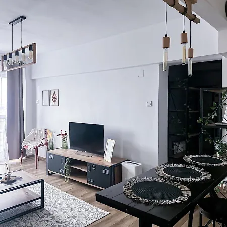 Urban Nest - M&n